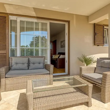 Oliva Radmani * Poreč