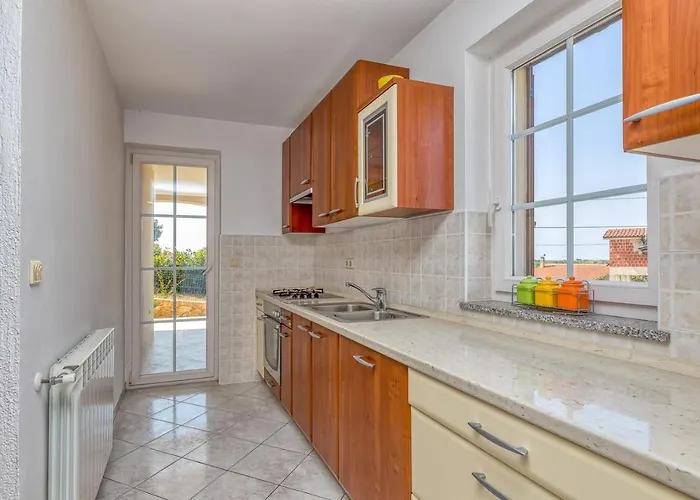 Lejlighed Oliva Radmani *